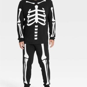 Hyde and Eek kids size 12 skeleton pajamas